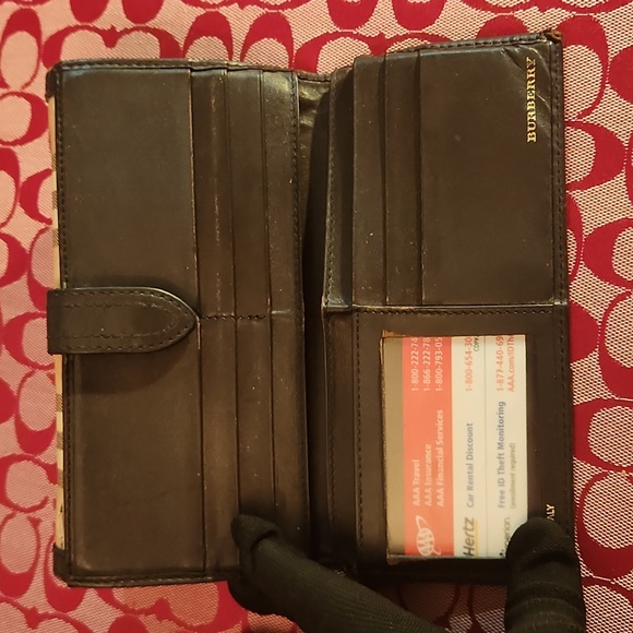 Used Burberry wallet - Picture 5 of 12